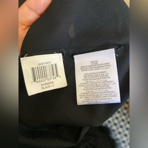 BCBGMaxAzria Jamysen Mini Dress Women Black Feather Sleeveless Deep V-Neck size - Picture 7 of 8